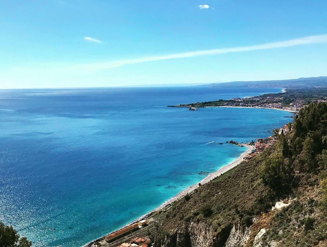 La Baia Dei Delfini Apartment ตาออร์มินา ภายนอก รูปภาพ